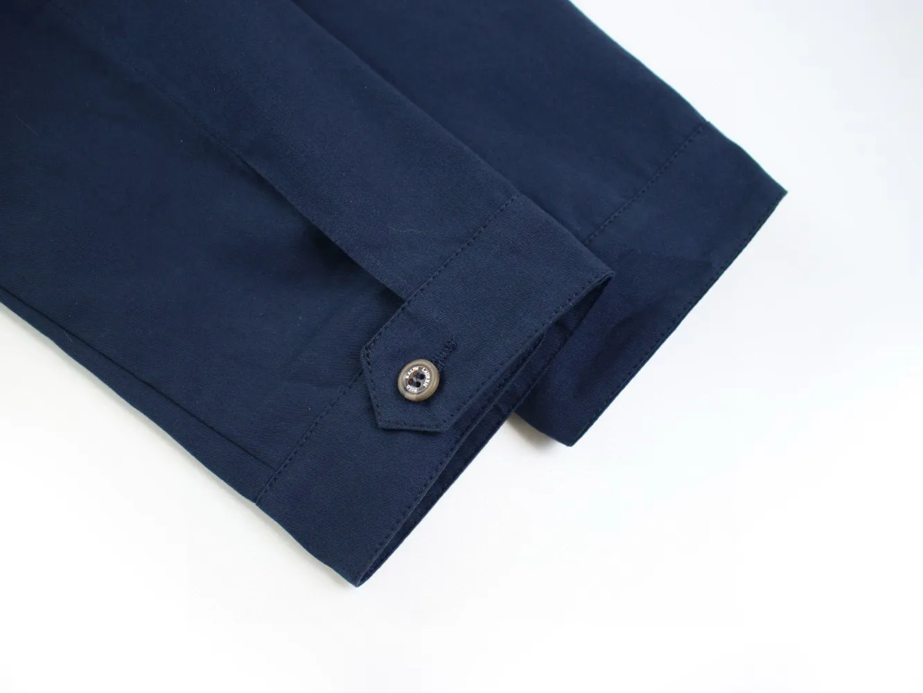 🅿️330 new model number: B129 Ralph Lauren's new 2024 classic old money style stand collar executive zipper jacket 1️⃣Selected from high-quality original developed pure cotton fabrics, with customized plaid lining inside, the overall wearing effect is very soft and comfortable, 2️⃣The workmanship details are perfectly controlled, the chest is exquisitely embroidered with small logos, and the dropped shoulders are made of splicing technology to create a unique design style that highlights your personality! The version is simple but not simple! 3️⃣ Complete with tag accessories, unisex design, and a very versatile jacket for men and women! Color: black, navy, khaki, green Size: S, M, L, XL